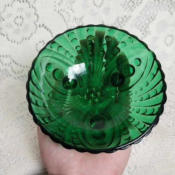 1950s Anchor Hocking Forest Emerald Green Burple Berry Oyster Pearl Nut Bowl - Picture 5 of 5